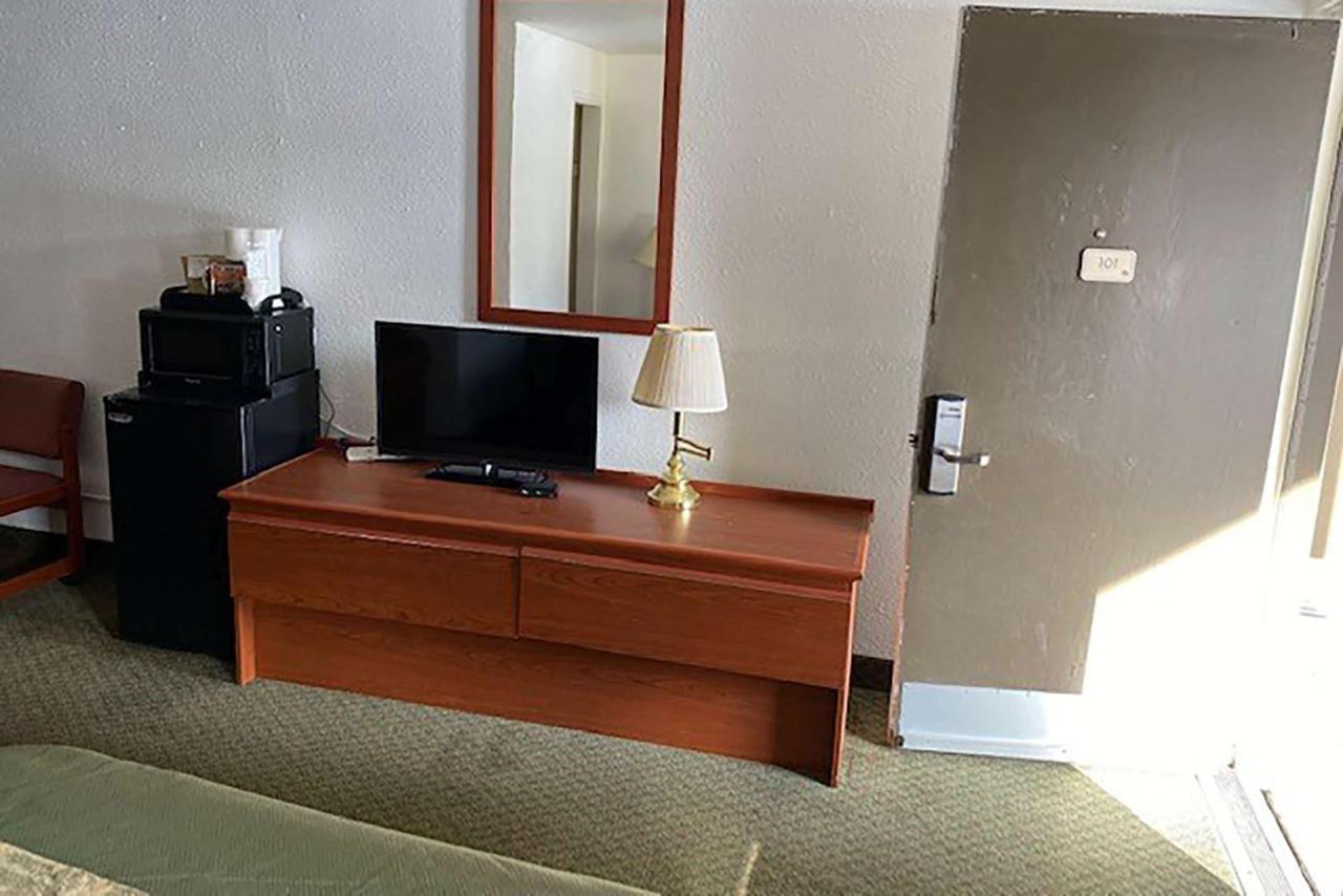 Travelodge By Wyndham ذا داليس المظهر الخارجي الصورة