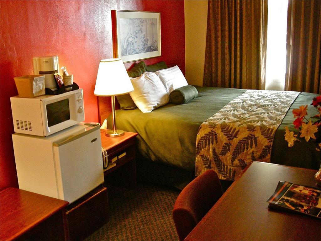 Travelodge By Wyndham ذا داليس المظهر الخارجي الصورة