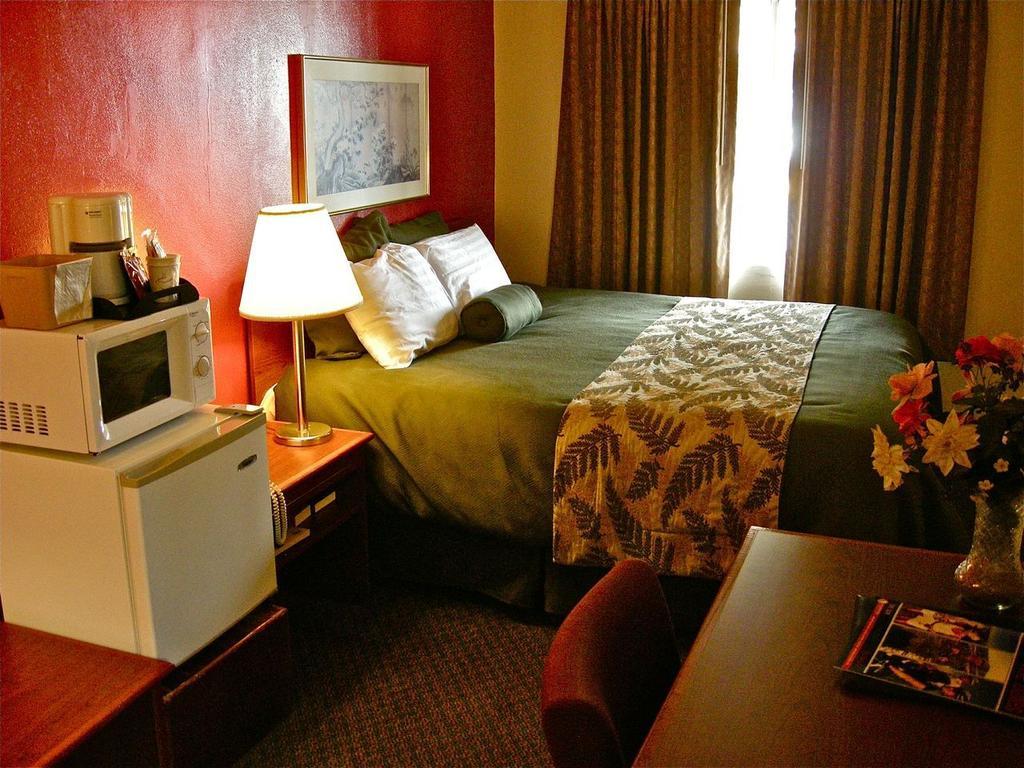 Travelodge By Wyndham ذا داليس المظهر الخارجي الصورة