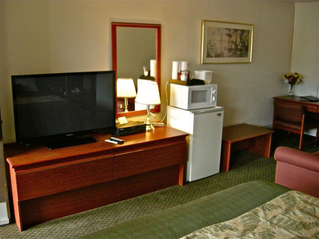 Travelodge By Wyndham ذا داليس المظهر الخارجي الصورة
