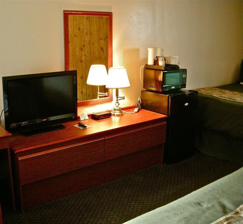Travelodge By Wyndham ذا داليس المظهر الخارجي الصورة
